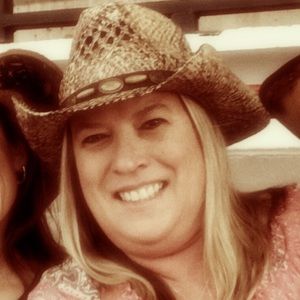 Meet your Posher, Dena